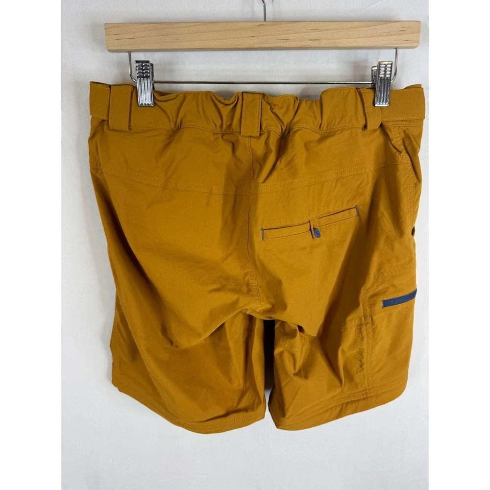Helly Hansen OBS Olympic Broadcasting Services Mens Shorts Mustard Yellow Size M